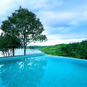 Vista Del Resort